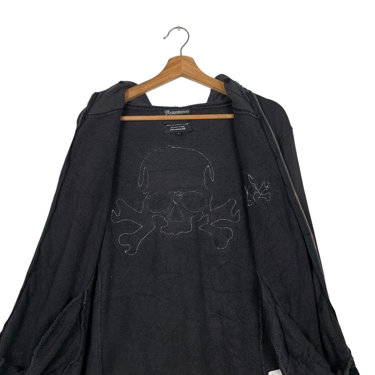Japanese Brand Japanese Brand Four Seasons Skull Zipper Hoodie Size US L / EU 52-54 / 3 - 13 Thumbnail