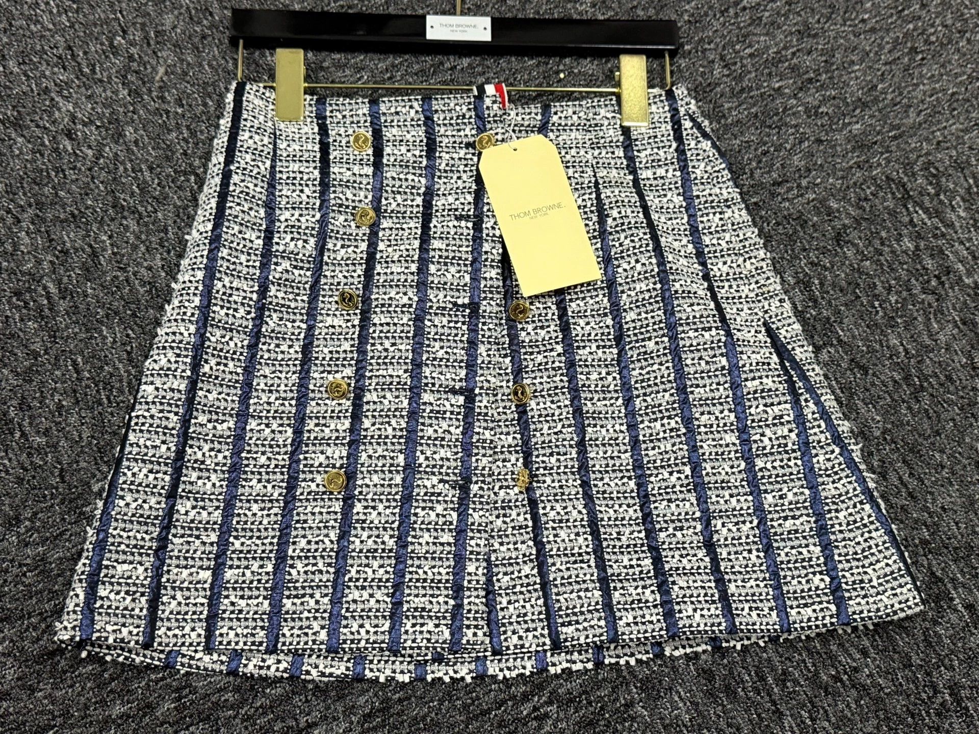 Thom Browne Thom Browne Women's Rare Gold Buckle Check Skirt Size40 Size 27" / US 4 / IT 40 - 3 Thumbnail