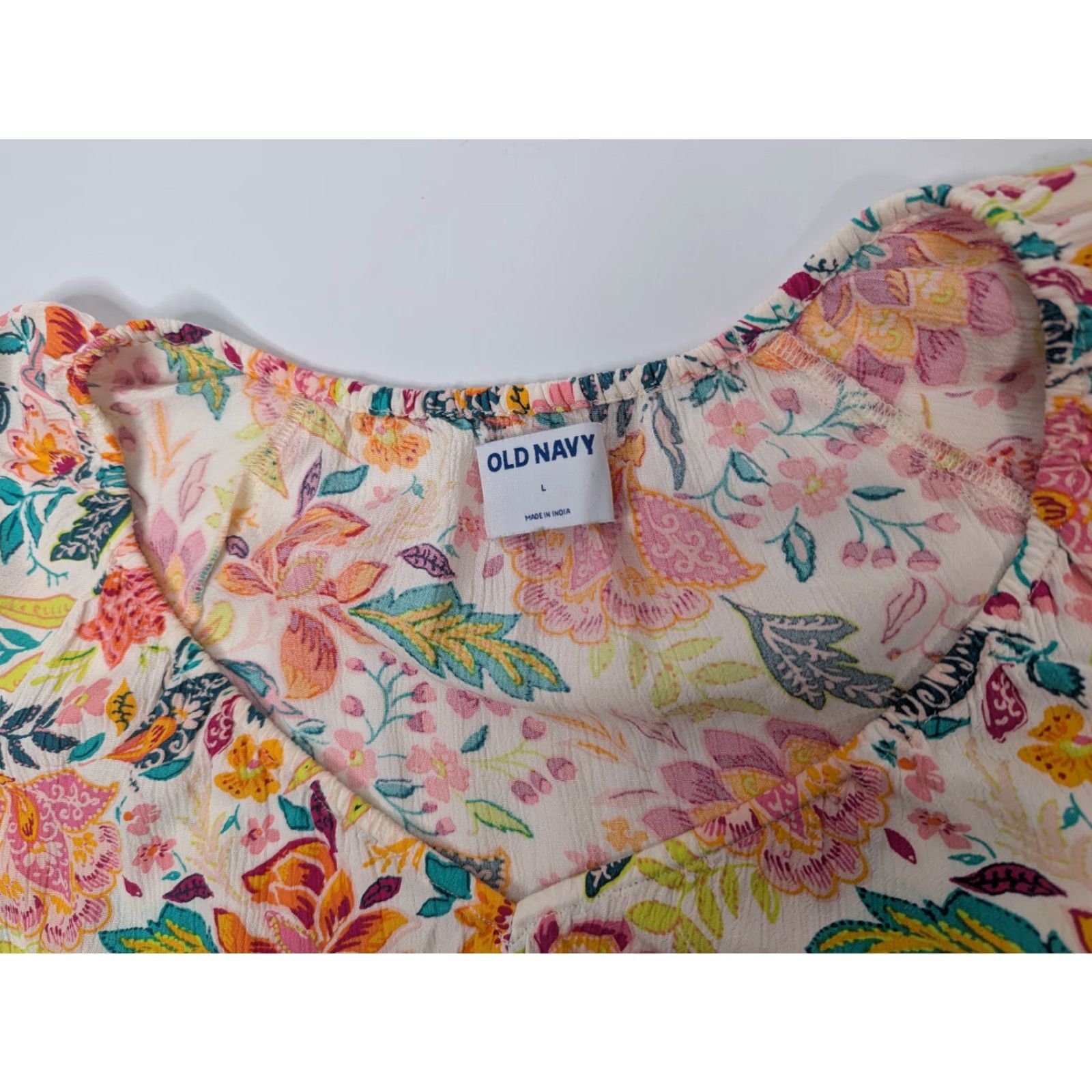 Old Navy **Old Navy Womens Size Large Multicolor Flared V-Neck Long Sleeve Top** User: Old Navy Womens Size Large Multicolor Flared V-Neck Long Sleeve Top Size L / US 10 / IT 46 - 7 Thumbnail