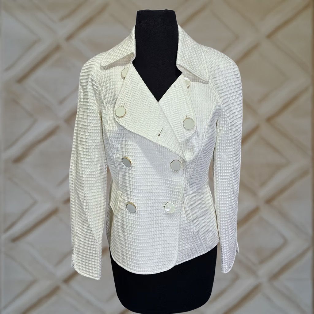 Talbots Talbots White Waffle Weave Double Breasted Blazer Jacket Women's Size 6 Shirt Blazer Womens Spring Summer Workwear Casual Size M / US 6-8 / IT 42-44 - 1 Thumbnail