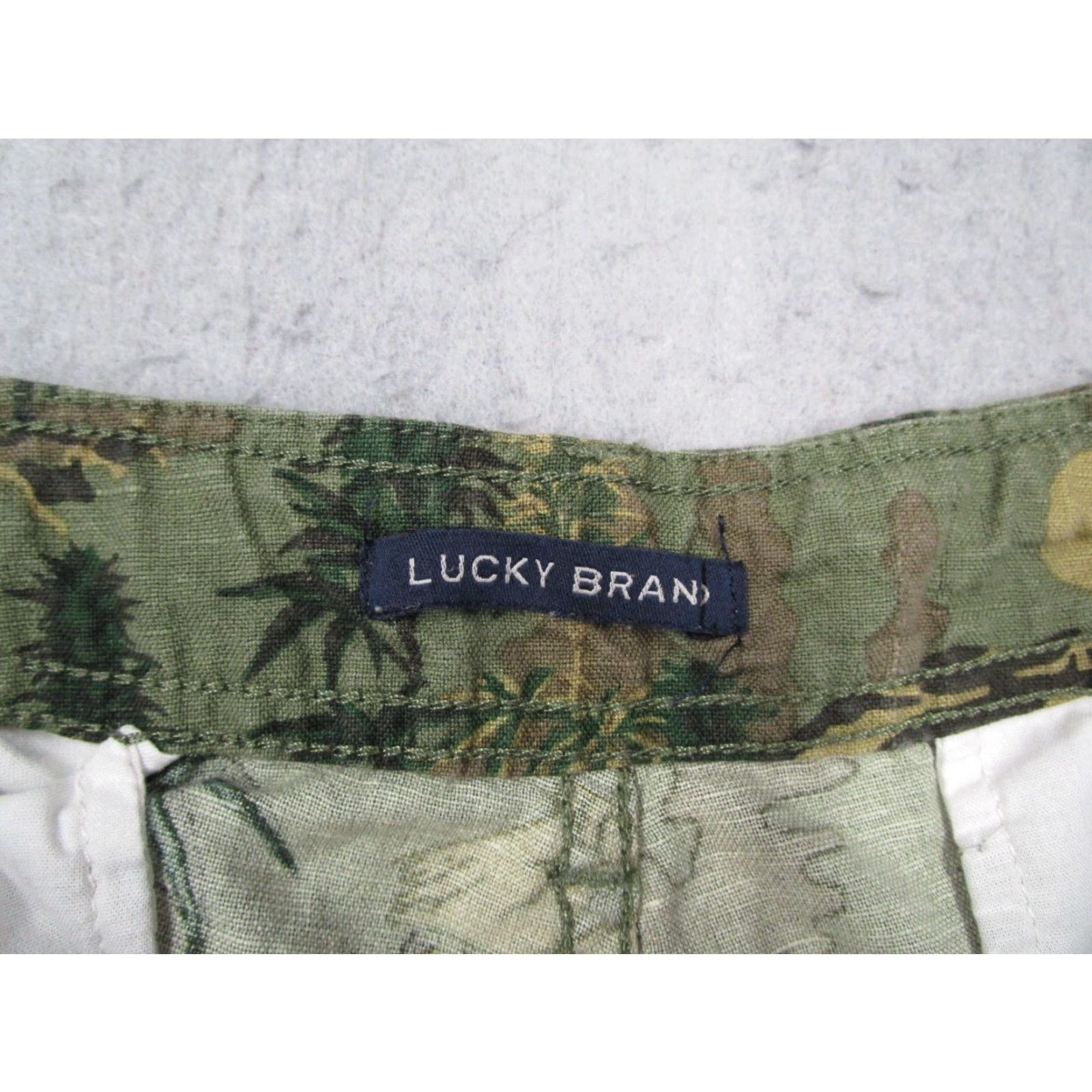 Lucky Brand Lucky Brand Shorts Mens 36 Green Linen Blend 9" AOP Western Cactus Southwest Size US 36 / EU 52 - 2 Thumbnail