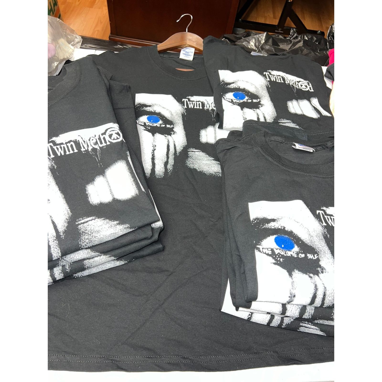Gildan 2007 Twin Method The Volume Of Self Tour Nu Metal Shirt L Size US L / EU 52-54 / 3 - 12 Thumbnail