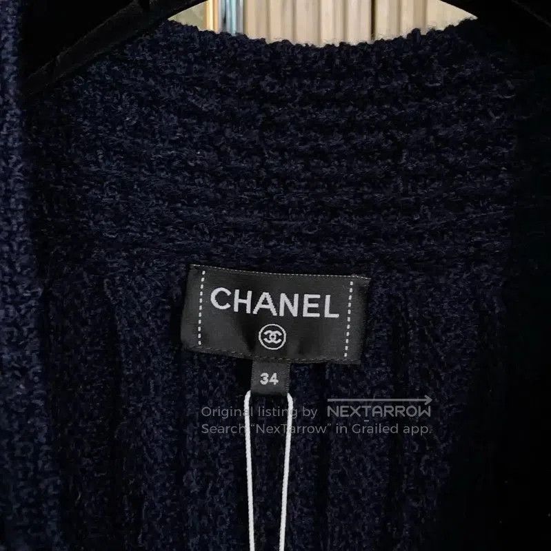 Chanel Chanel Women's Navy Wool Long Sleeve Pullover . Size S / US 4 / IT 40 - 7 Thumbnail