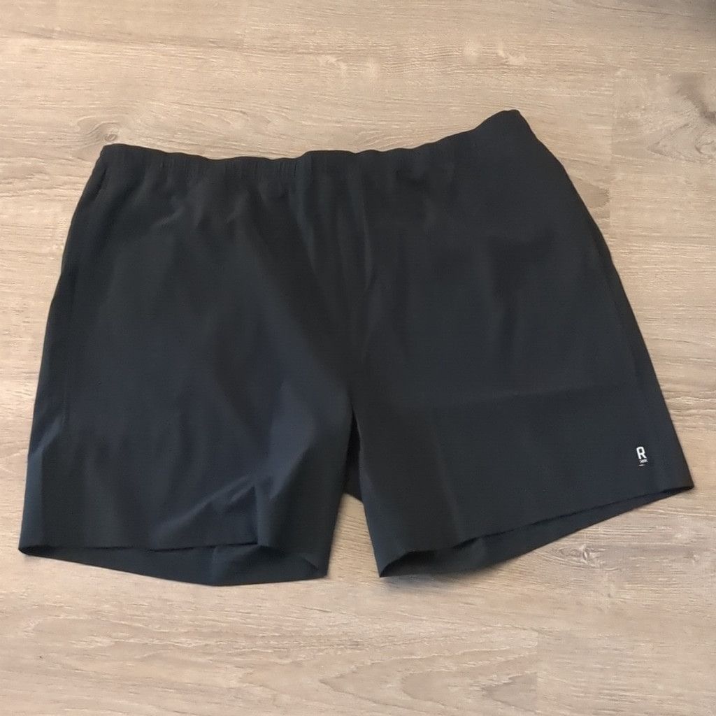 Rhone Rhone essentials black shorts size XXL Size US 38 / EU 54 - 1 Thumbnail