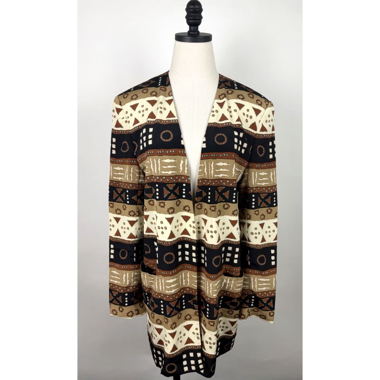 Jones New York VINTAGE Jones New York Blazer Womens M Geometric Beige Open Front Western 90s Blazer Size M / US 6-8 / IT 42-44 - 2 Thumbnail