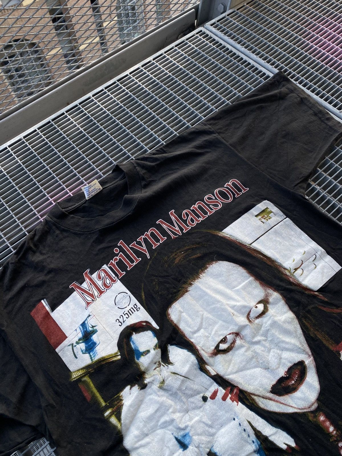 Band Tees Vintage 90s Marilyn Manson Antichrist Super Star T-Shirt Size US XL / EU 56 / 4 - 6 Thumbnail