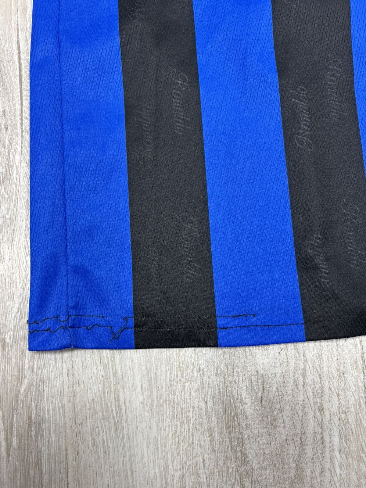 Other Mens t shirt Inter Milan Ronaldo Size L Color Blue Size US L / EU 52-54 / 3 - 12 Thumbnail