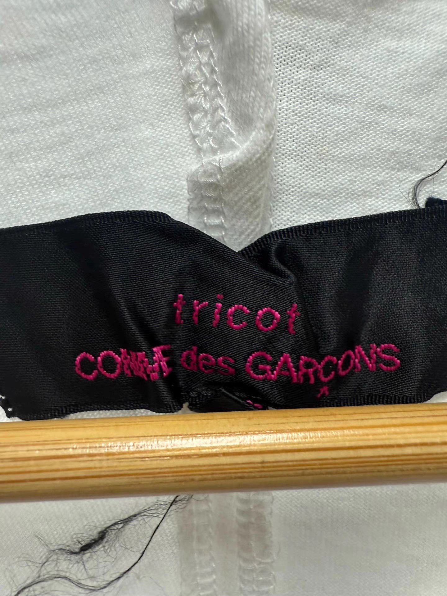 Comme des Garcons Comme des Garçons Tricot Skull Flower Short Sleeve K20 Size S / US 4 / IT 40 - 3 Thumbnail