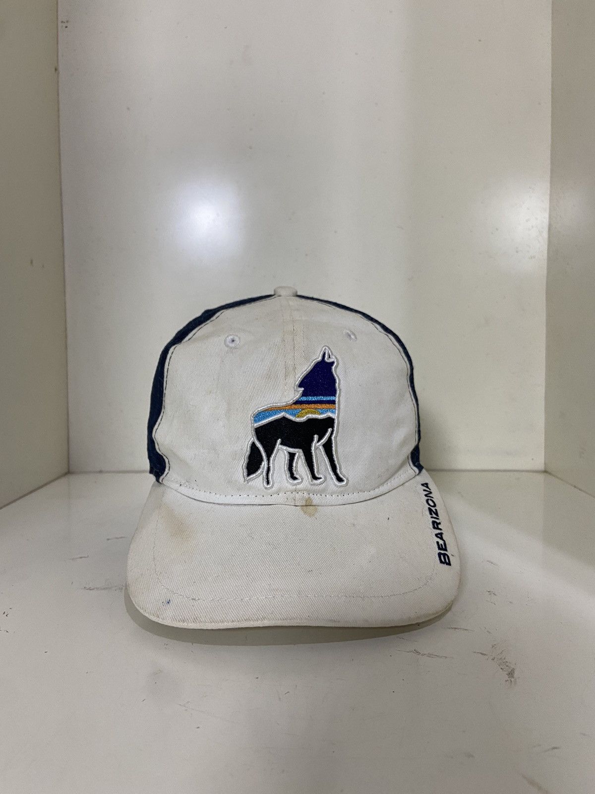 Japanese Brand VTG Y2K CAPTIV 8 SUPPLY like patagonia trucker hat Size ONE SIZE - 2 Thumbnail