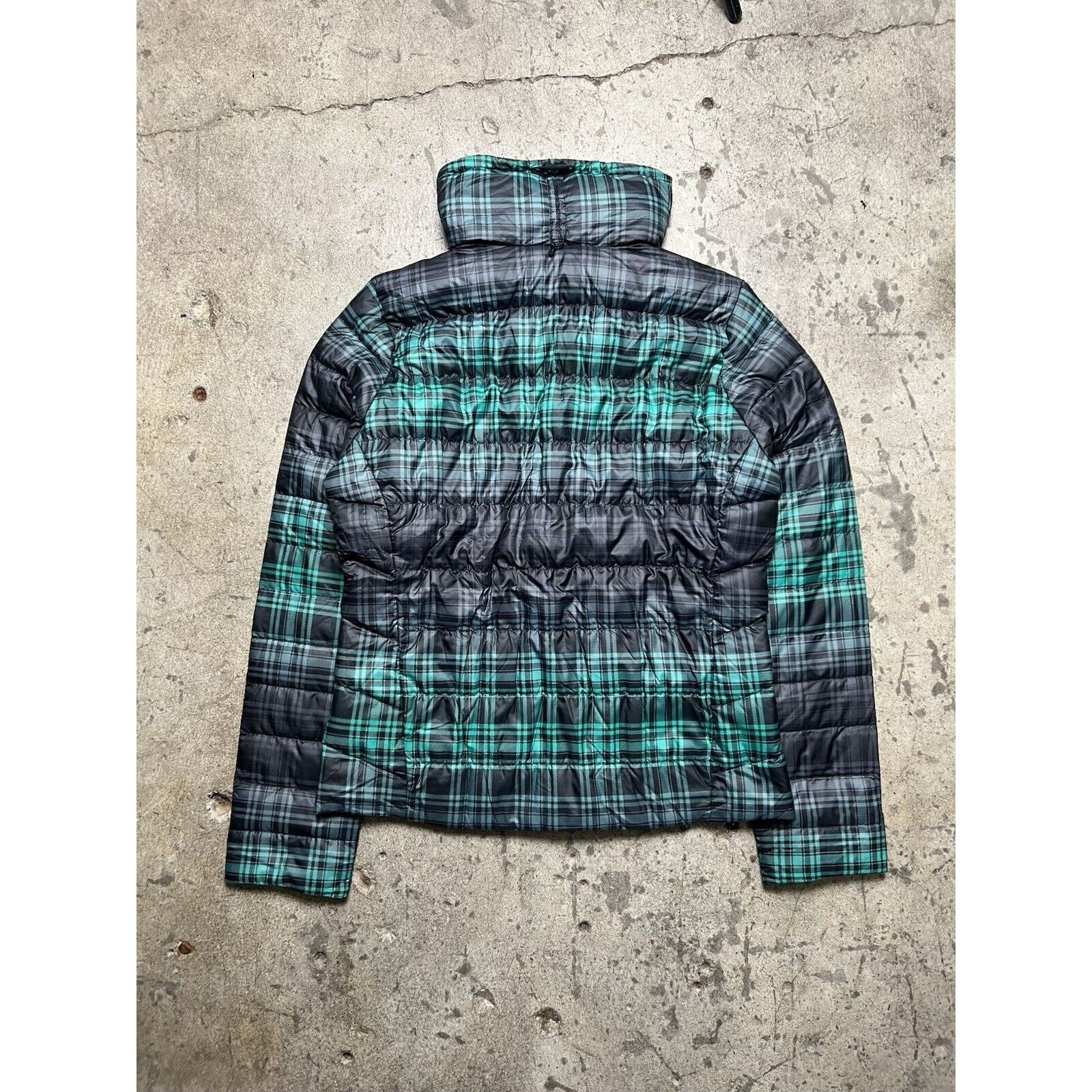 Nike ACG Vintage 2010 Nike Tartan Down Fill Puffer Jacket Women’s M Size M / US 6-8 / IT 42-44 - 2 Thumbnail
