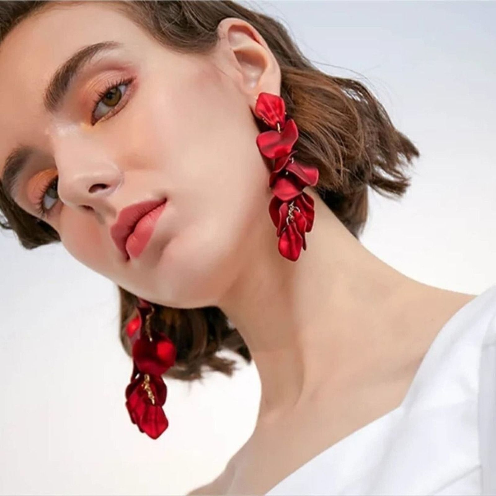 The Unbranded Brand Rose Petal Long Earrings Red Color Size ONE SIZE - 14 Thumbnail