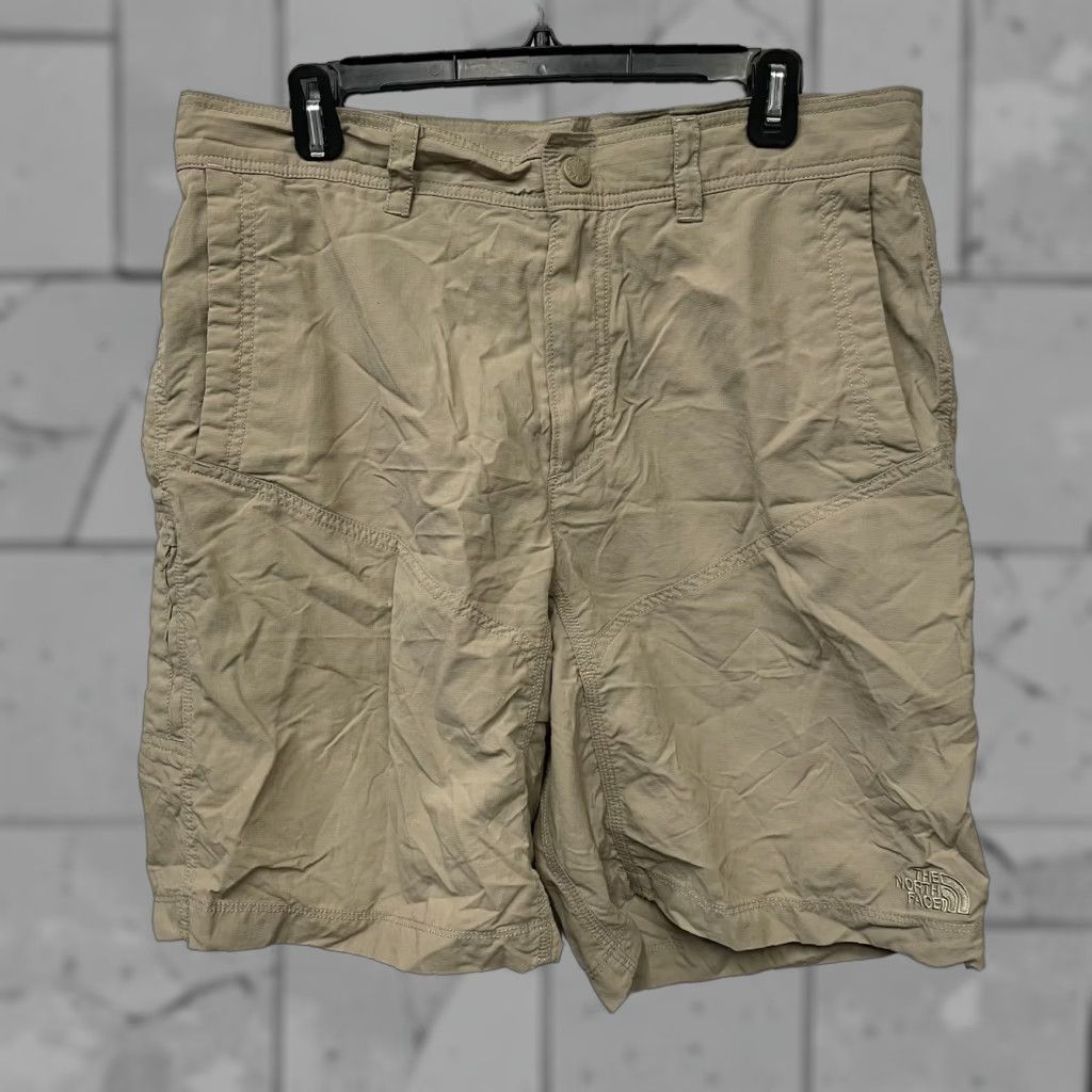 The North Face The North Face Shorts Mens 36 Beige Khaki Regular Size Beige The North Face Mens Shorts 36 Size Size US 36 / EU 52 - 1 Thumbnail