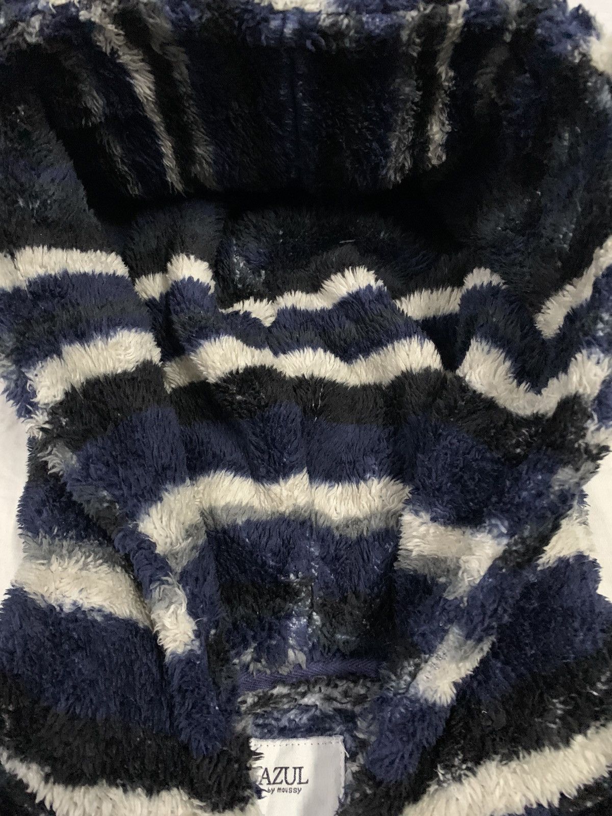 MOUSSY Vintage Japanese Brand Moussy Striped Fleece Hooded Jacket Size US M / EU 48-50 / 2 - 6 Thumbnail