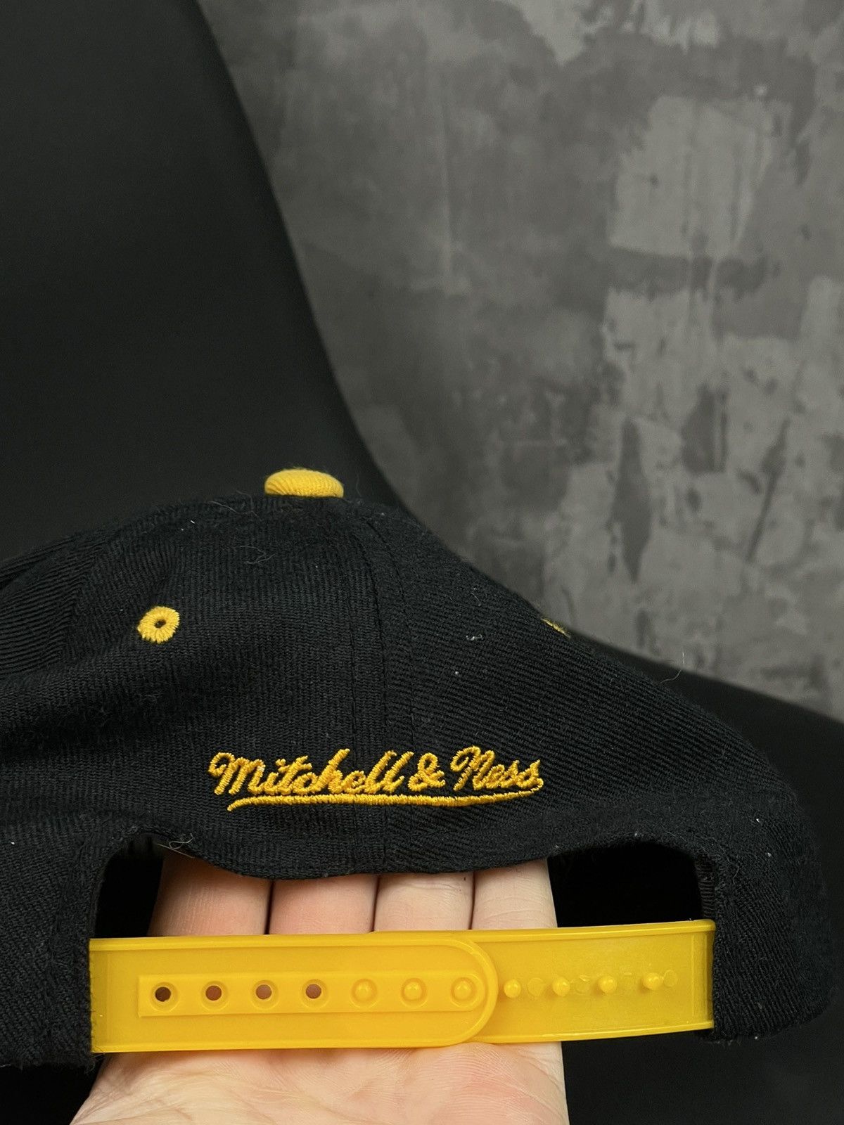 Mitchell & Ness Vintage Steelers Super Bowl Patch Big Logo Hat Size ONE SIZE - 5 Thumbnail
