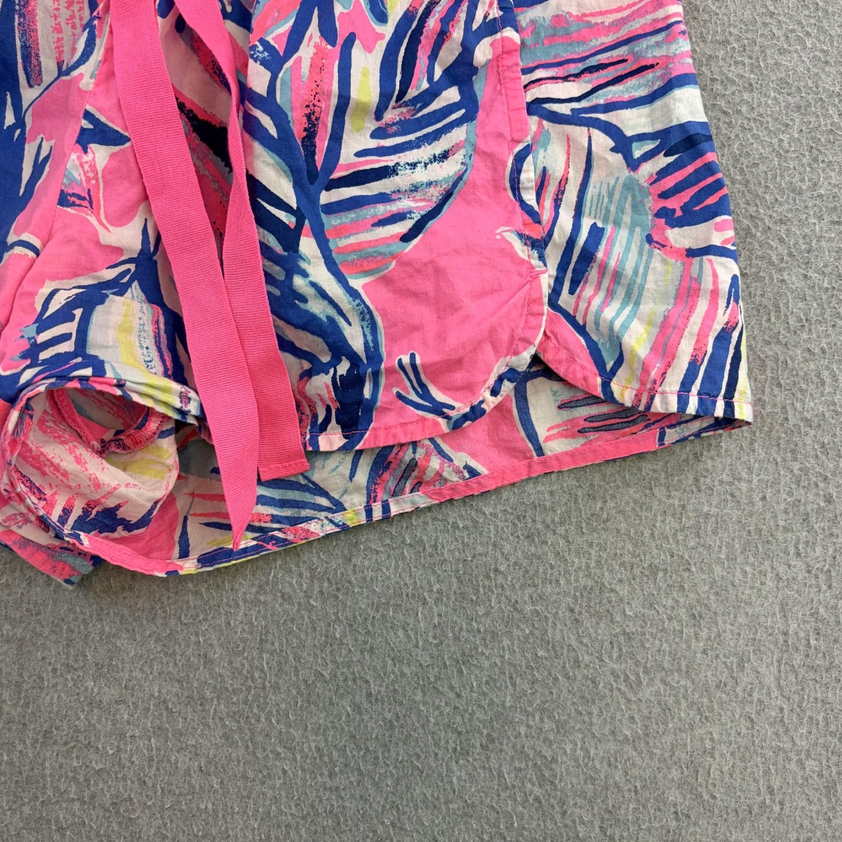 Lilly Pulitzer Lilly Pulitzer Shorts Womens XS Pink Blue Tropical Print Drawstring Beach Summer Size 26" / US 2 / IT 38 - 7 Thumbnail