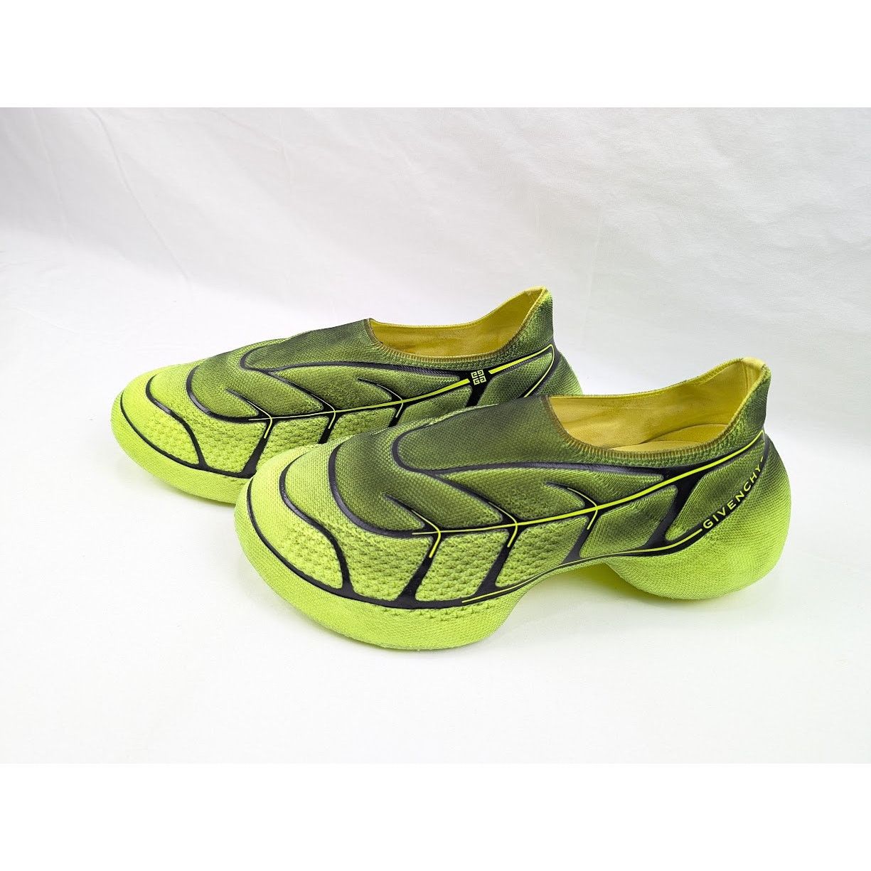 Givenchy o1rshd1 TK-360 Plus Sneakers in Black/Yellow Size US 11 / EU 44 - 12 Thumbnail