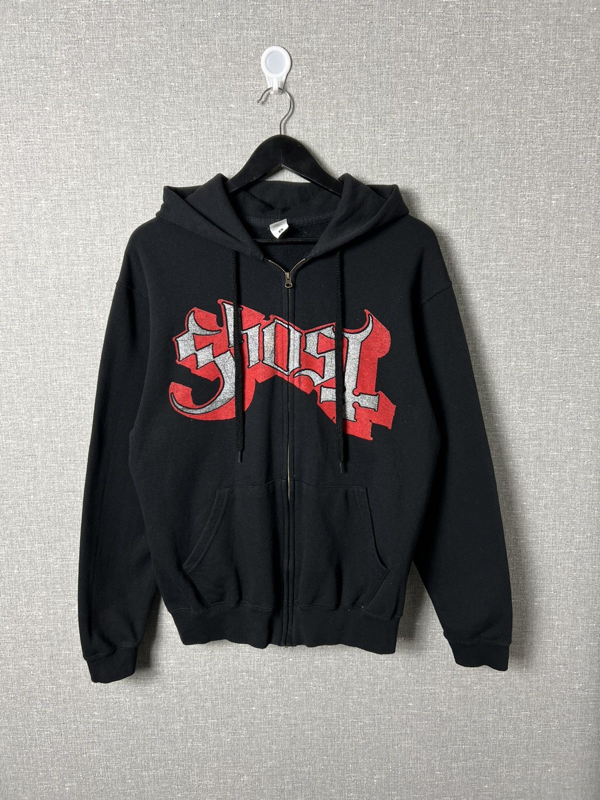 Band Tees Ghost Rare Back Printed Big Logo Zip Up Hoodie Size M Size US M / EU 48-50 / 2 - 6 Thumbnail