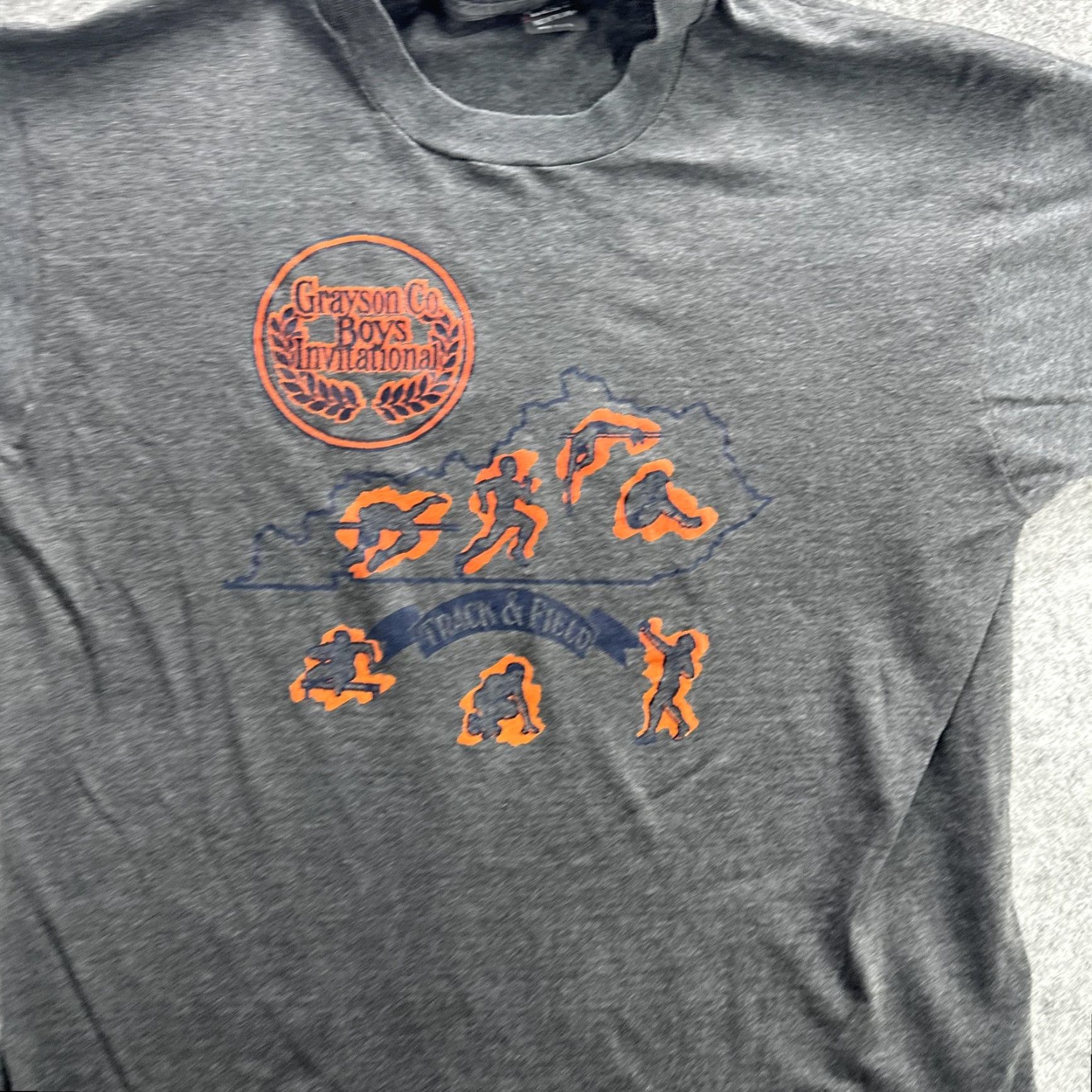Fruit Of The Loom VINTAGE Grayson Co. Boys Invitational Shirt Mens XL Gray Track & Field USA 90s Shirt Mens XL Gray Heather Charcoal Graphic Print US Made 1990s Size US XL / EU 56 / 4 - 5 Thumbnail