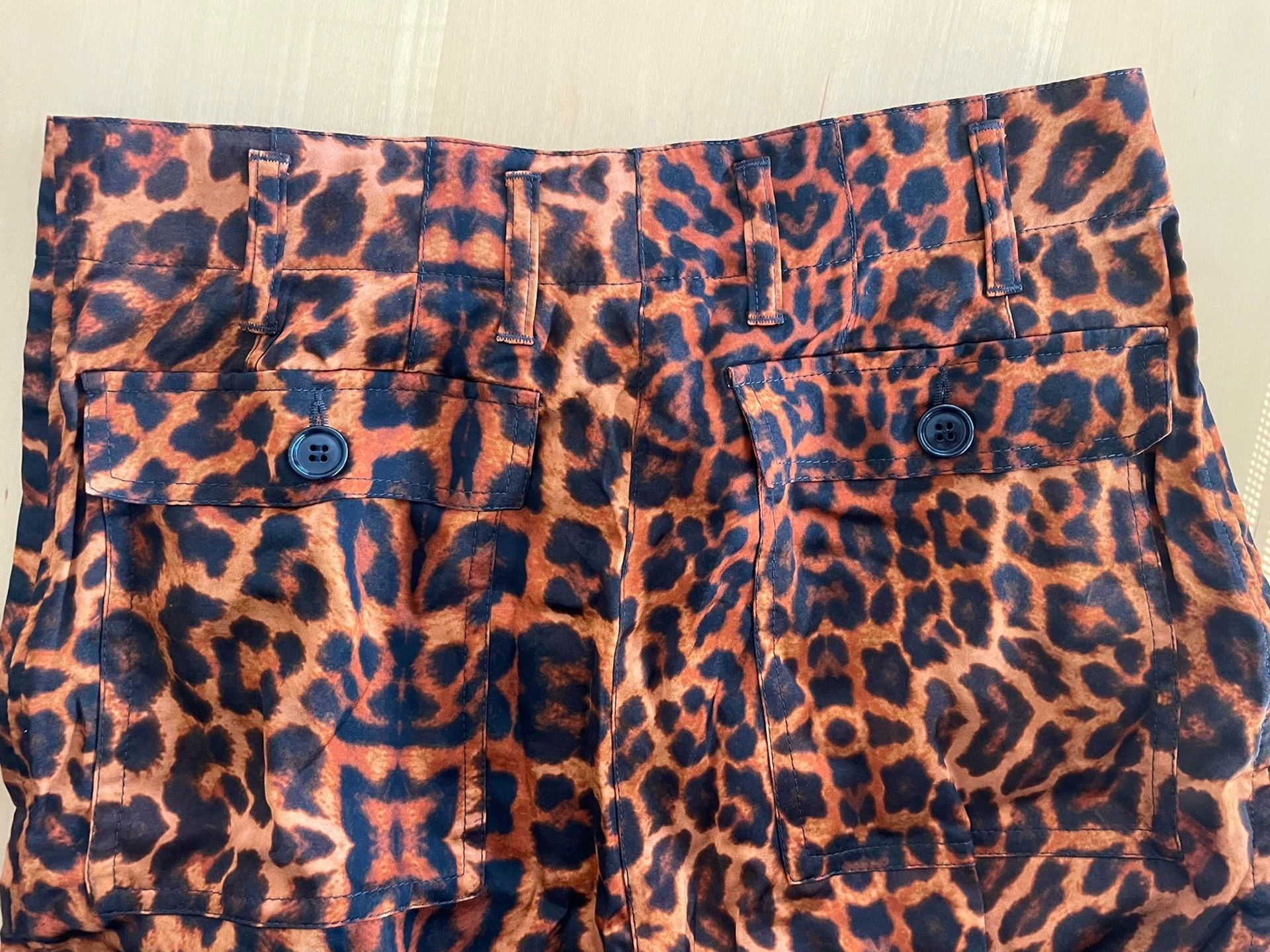 Dries Van Noten Dries Van Noten Leopard Print Cargo Wide-Leg Pants Size 26" / US 2 / IT 38 - 3 Thumbnail