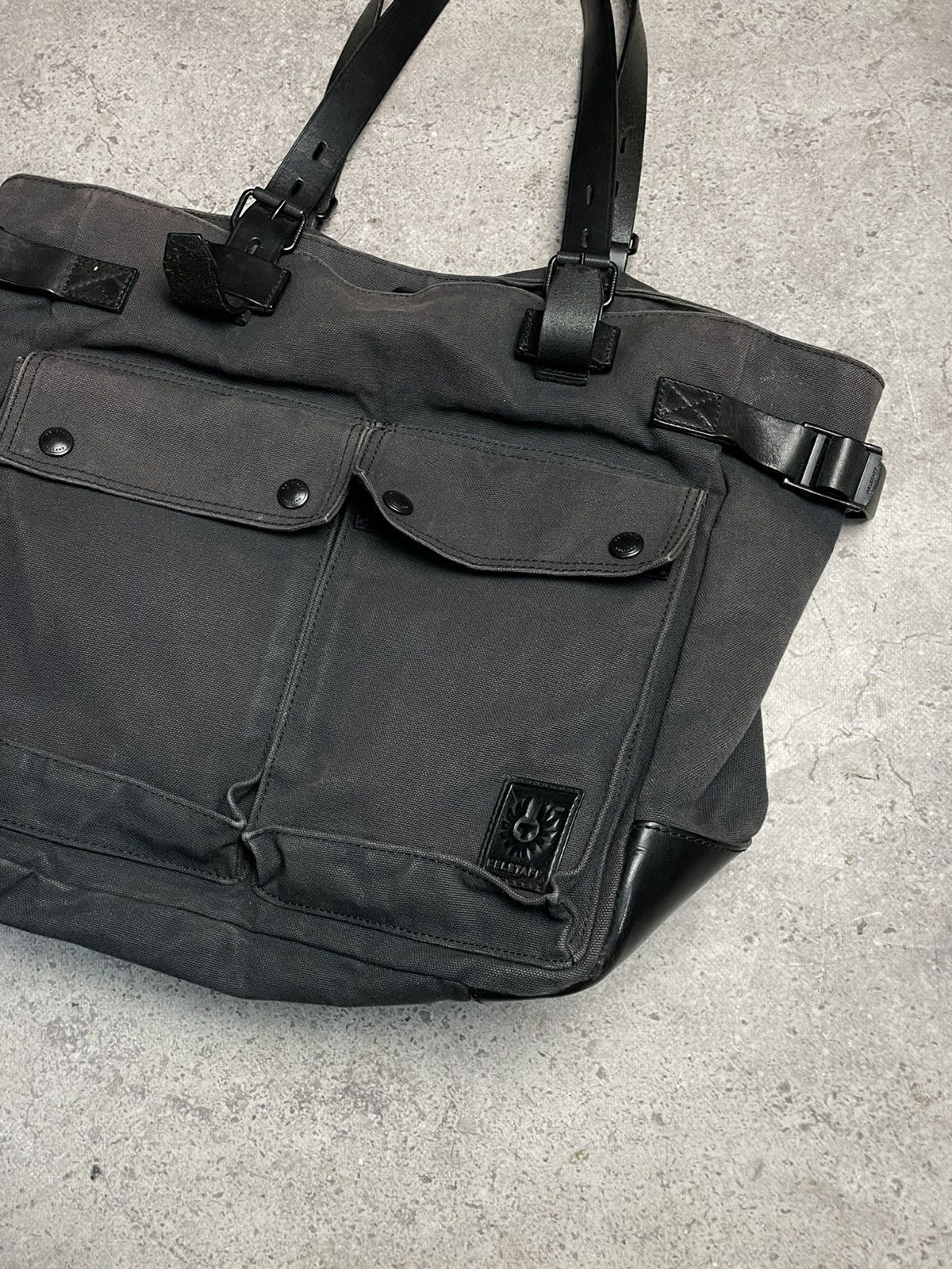 Belstaff Belstaff Faded Leather Messenger Shoulder Bag Size ONE SIZE - 2 Thumbnail