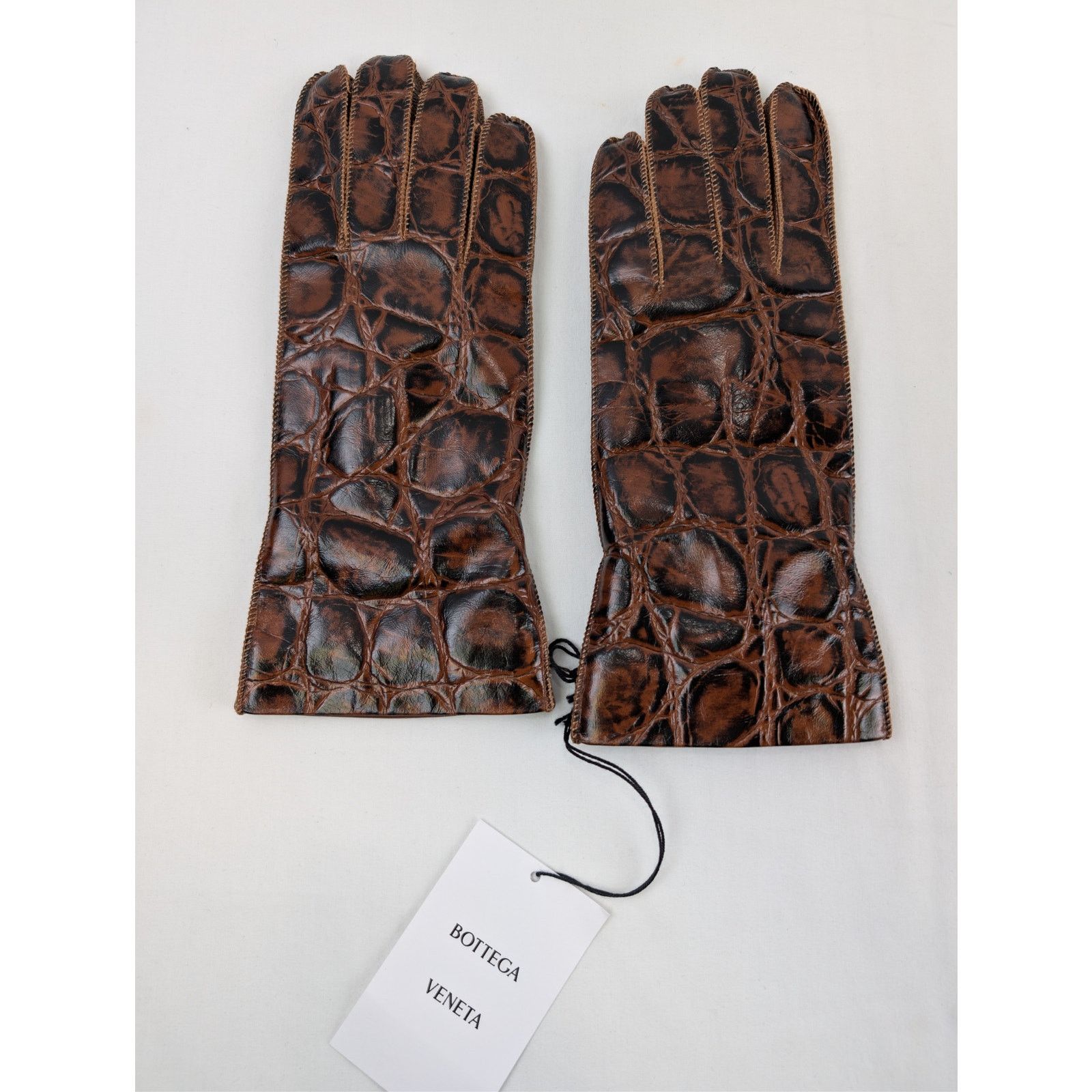 Bottega Veneta o1rshd1 Q:3 / Size: 8 / Embossed Croc Leather Gloves Barrel Size ONE SIZE - 8 Thumbnail