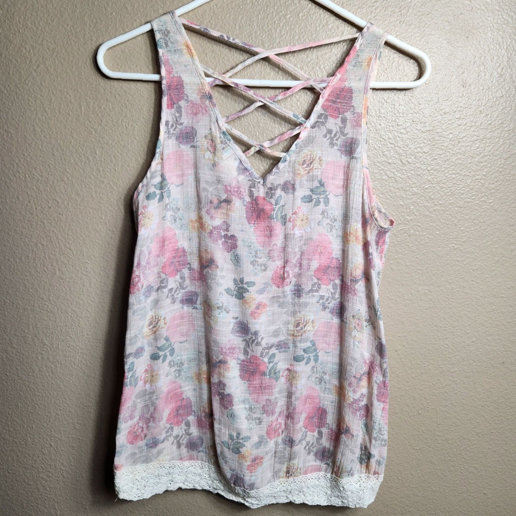 Vintage Eyelash Couture Blouse Women's Sleeveless V-Neck Pink Floral Semi-Sheer Buttonfront Top M Size M / US 6-8 / IT 42-44 - 5 Thumbnail