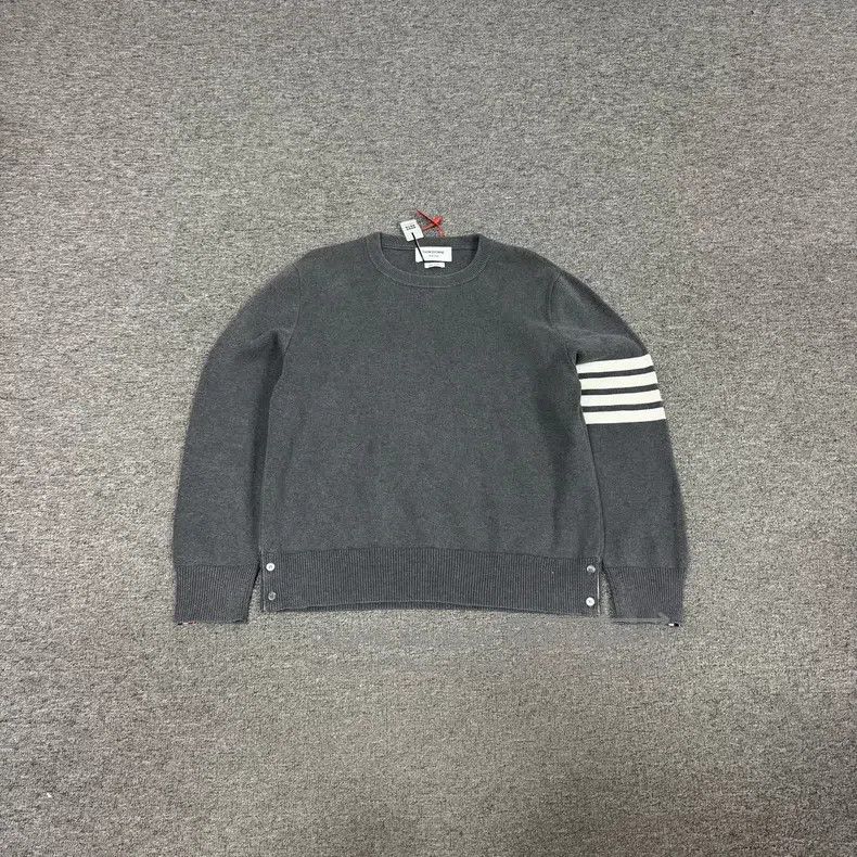 Thom Browne Thom Browne Striped knit sweater Size US L / EU 52-54 / 3 - 1 Thumbnail