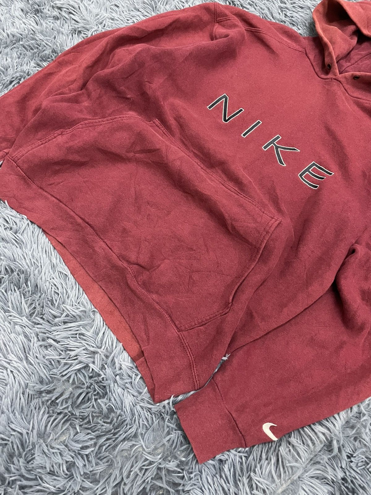 Nike × Vintage Vintage distressed Nike center spellout hoodie Size US S / EU 44-46 / 1 - 2 Thumbnail