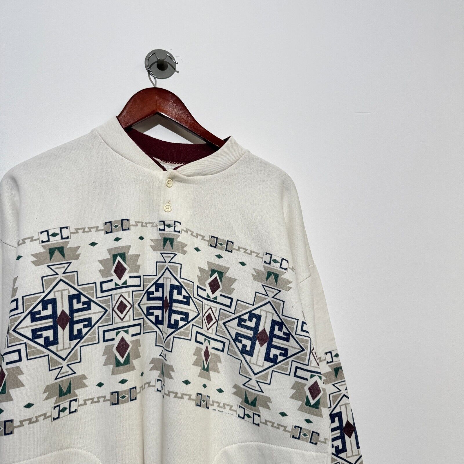 Vintage Vintage Unisex White Cotton Crewneck Size L Aztec 90s Y2k Size US L / EU 52-54 / 3 - 6 Thumbnail