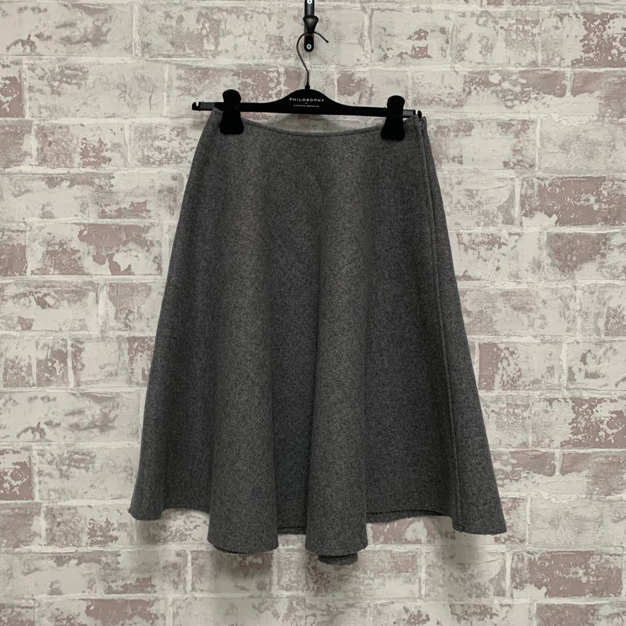 Prada Skirt Prada Size-40 Made in Italy Size S / US 4 / IT 40 - 2 Thumbnail