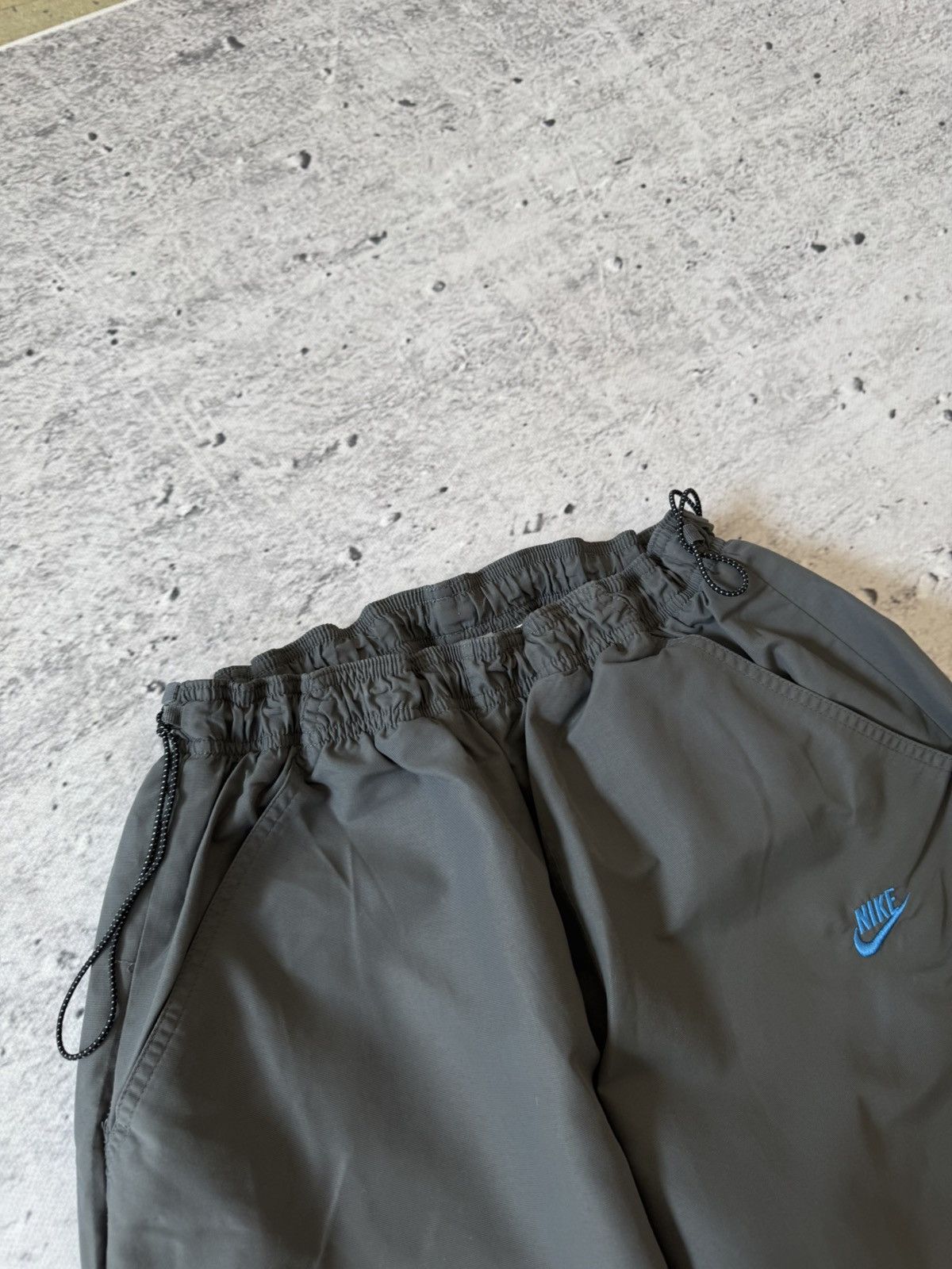 Nike × Vintage NIKE AIR MAX NYLON VINTAGE Y2K BAGGY FIT PANTS SWEATPANTS Size US 32 / EU 48 - 6 Thumbnail