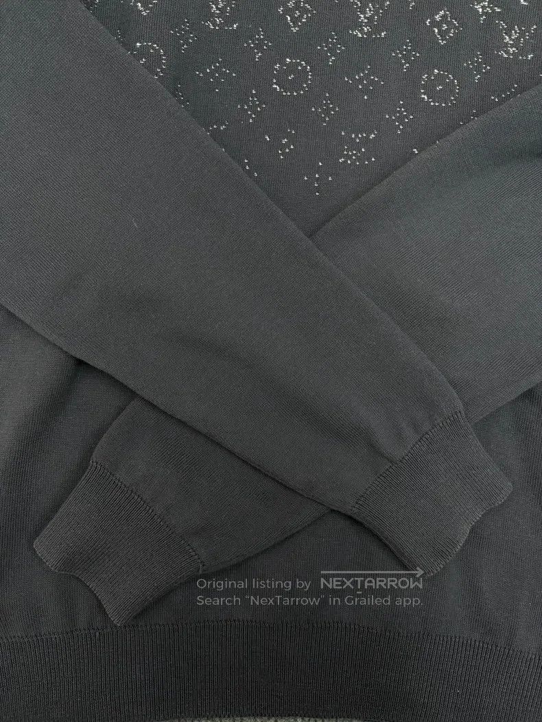 Louis Vuitton Louis Vuitton 24 new black gradient logo knit sweater Size US M / EU 48-50 / 2 - 7 Thumbnail