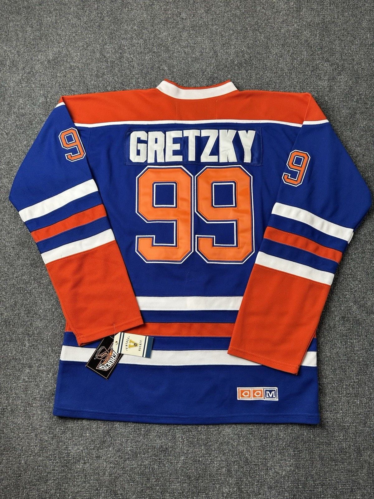 NHL Mens Jersey CCM Edmonton Oilers #99 Wayne Gretzky Size 50 XL Size US XL / EU 56 / 4 - 2 Thumbnail