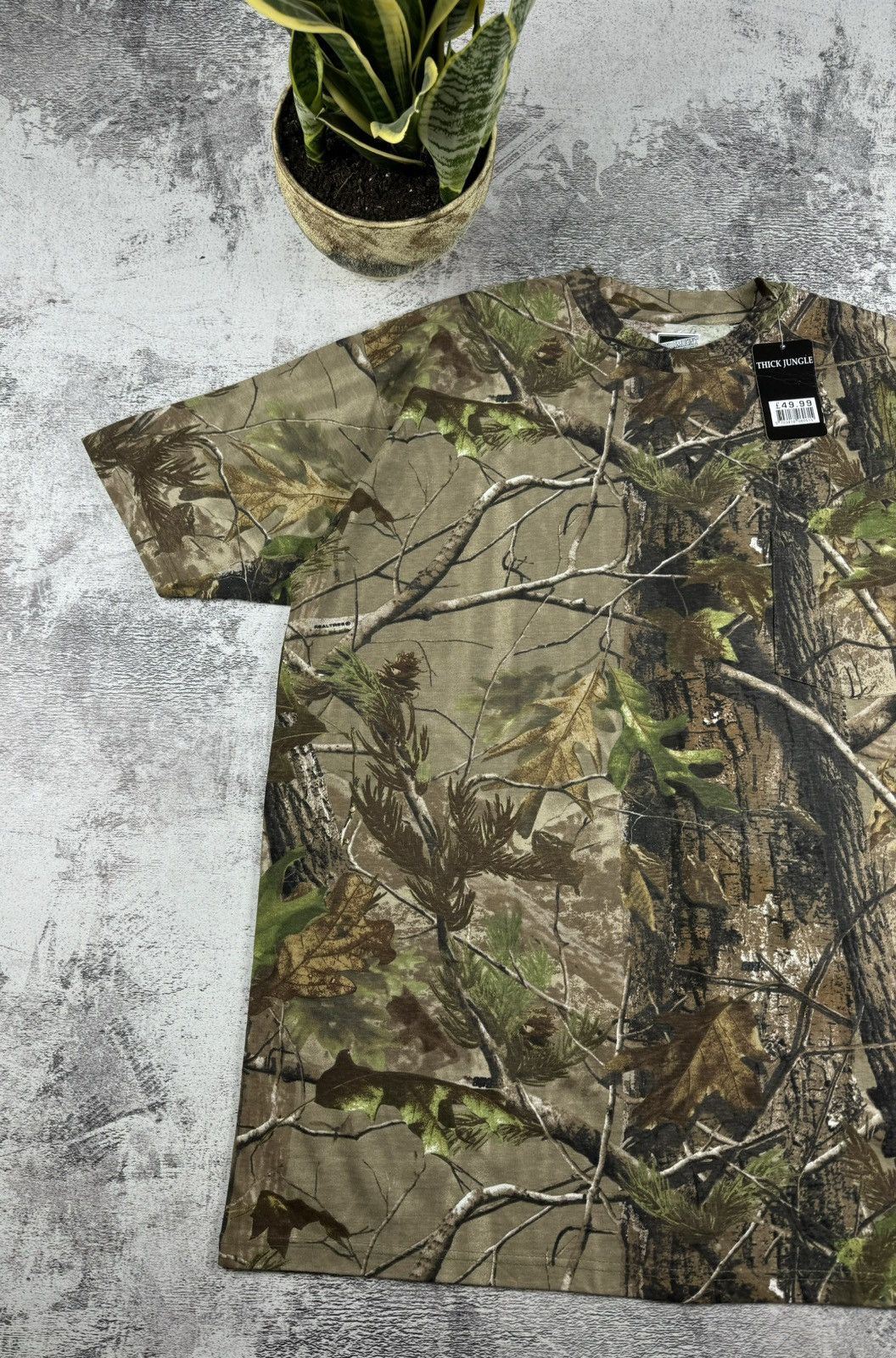 Realtree Vintage NEW Camo Realtree Thick Jungle Army Y2K T Shirt Tee Size US XXL / EU 58 / 5 - 2 Thumbnail