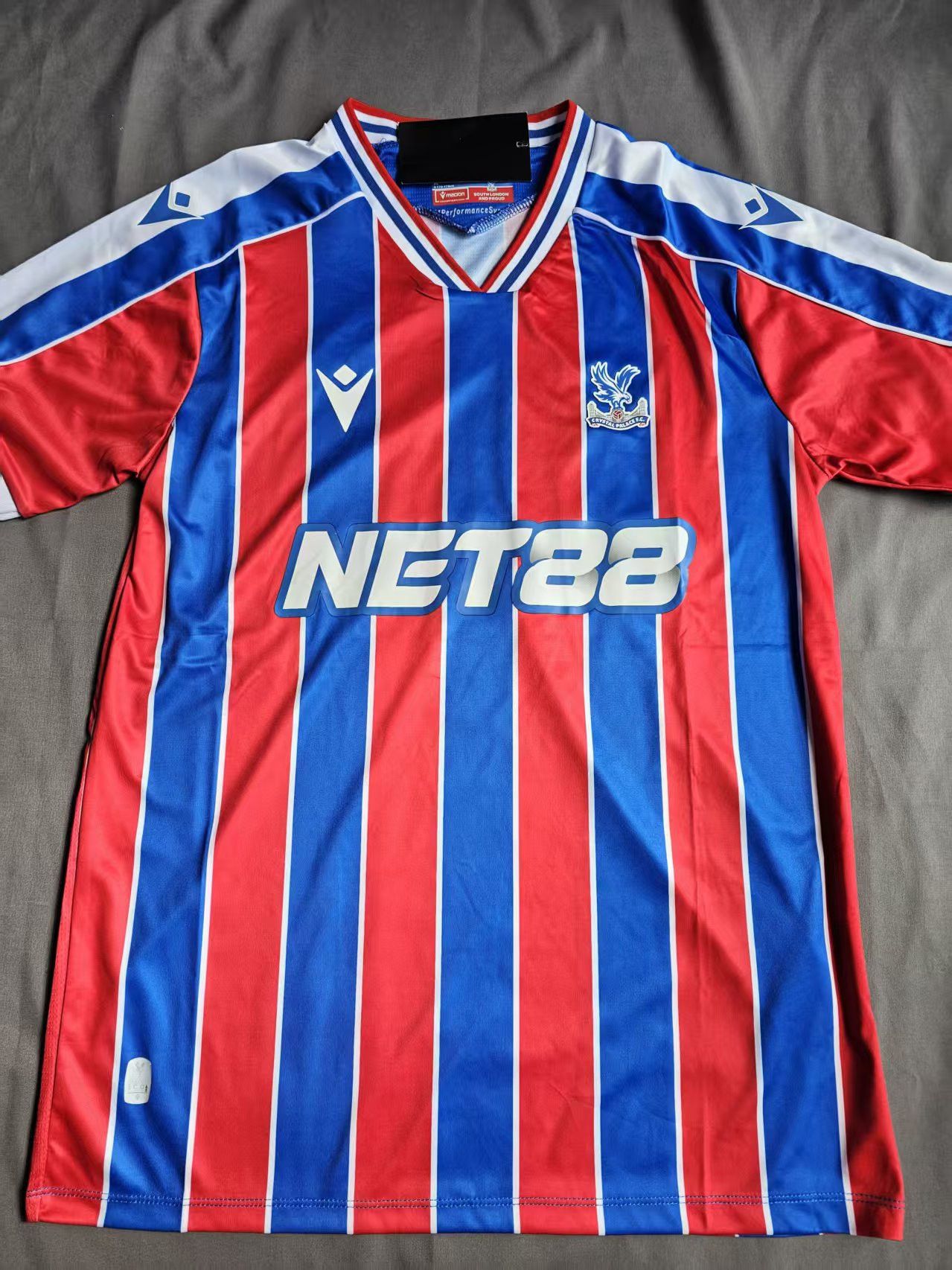Other Crystal Palace Jersey Home 2025 26 Season Size US L / EU 52-54 / 3 - 1 Thumbnail
