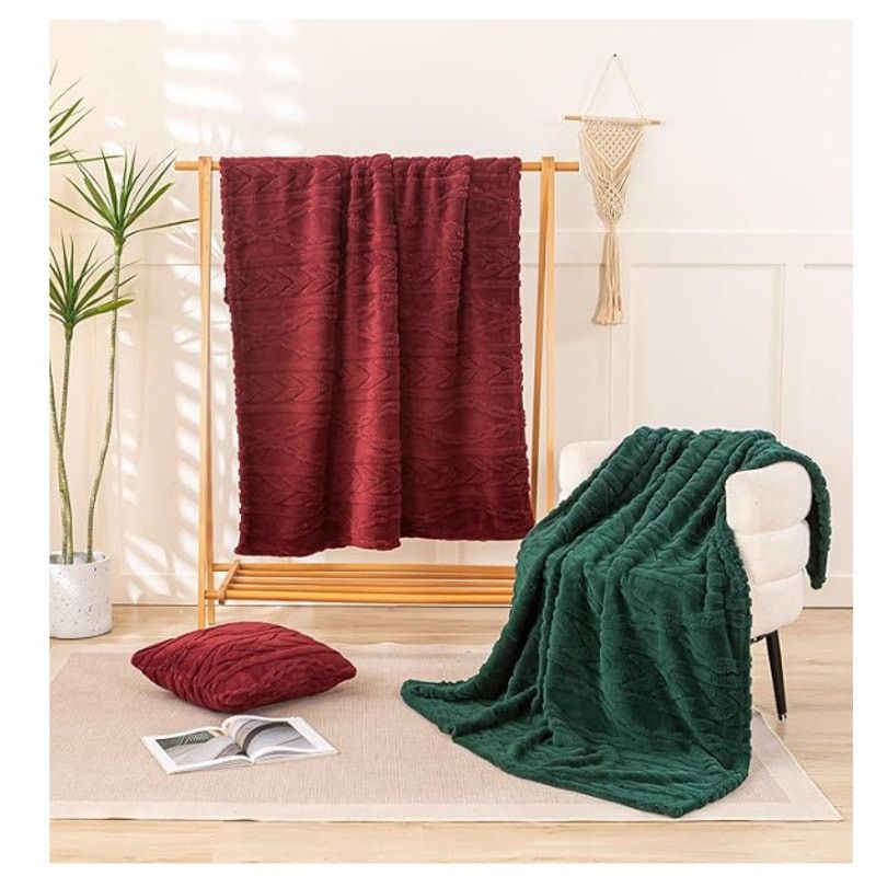 The Unbranded Brand Sherpa Throw Blanket Super Soft Cozy Warm Burgundy 50x65" Size ONE SIZE - 4 Thumbnail