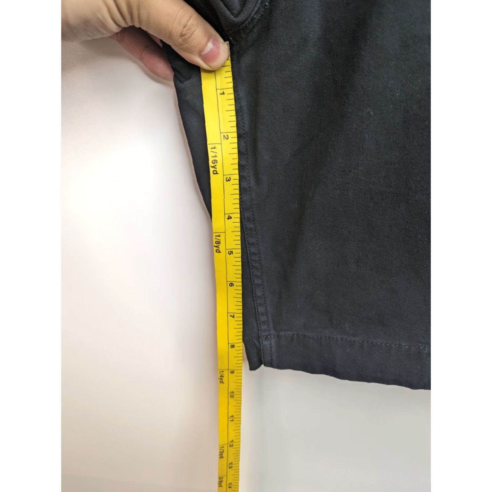 Vintage DC Shoes Chino Shorts Men 32 Black Bottoms Casual Canvas Cotton Flat Front Inseam 9in Relaxed Regular Size 36 Size US 36 / EU 52 - 4 Thumbnail