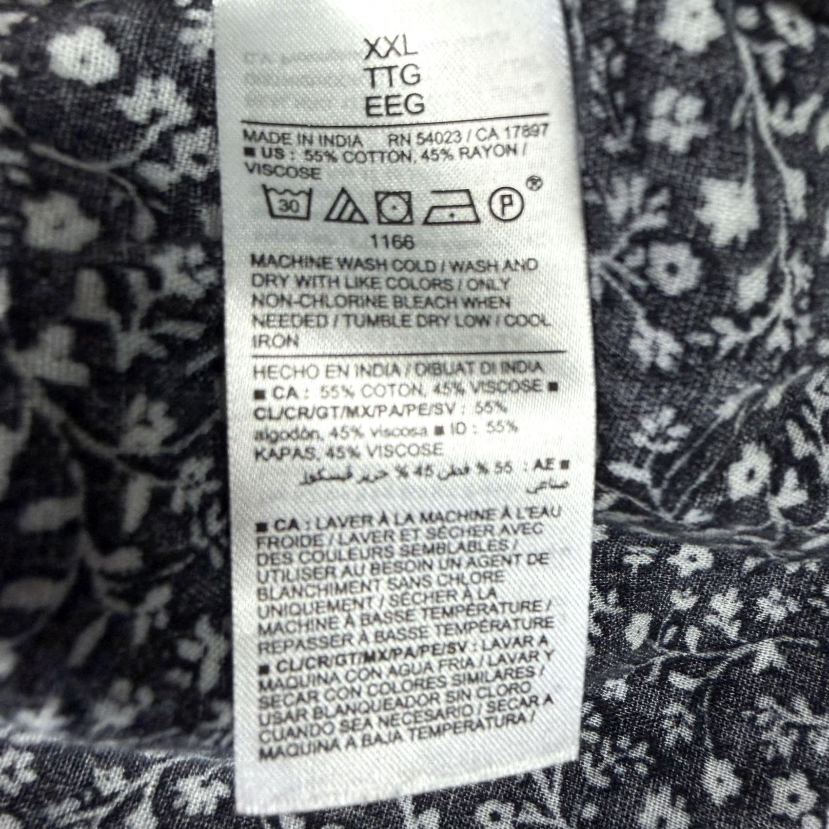 Old Navy Old Navy Blouse XXL Ditsy Floral Prairie Dark Cottagecore Boho Feminine Women Long Sleeve Round Neck Cotton Rayon Black Vintage: No Size XXL / US 16-18 / IT 52-54 - 6 Thumbnail
