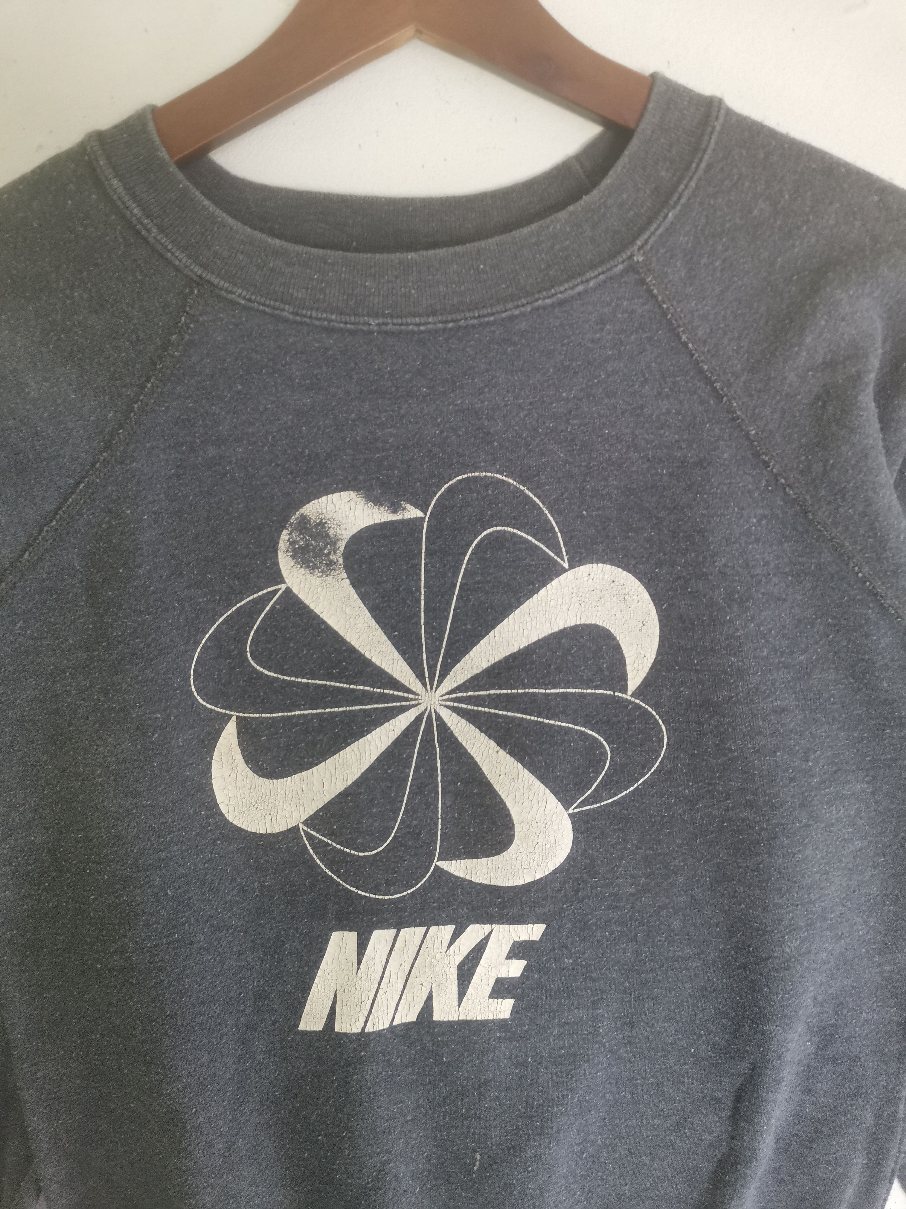 Nike × Vintage Rare vintage 70s,80s Nike pinwheel sweatshirt Size US S / EU 44-46 / 1 - 5 Thumbnail
