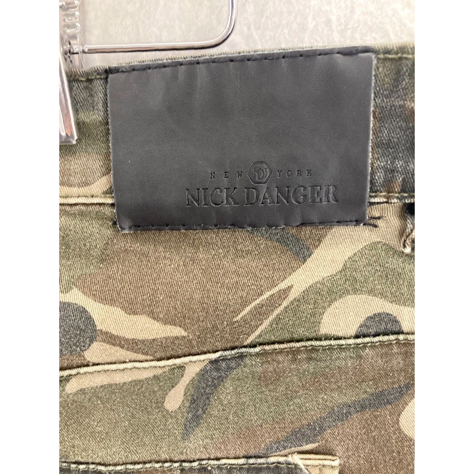 Vintage Nick Danger Jeans Mens 34X30 Low Rise Camouflage 5 Pocket Cotton Blend Straight Leg Mens Size US 34 / EU 50 - 6 Thumbnail