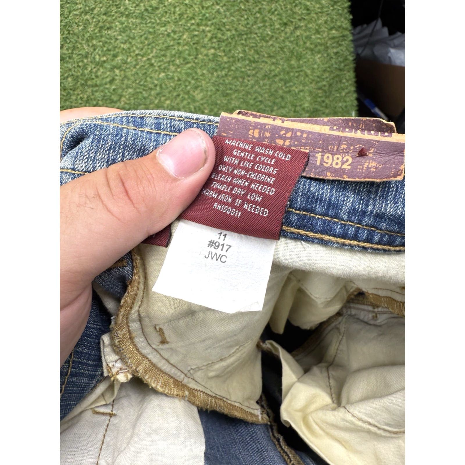 Vintage Y2K Bongo Denim Pants 11 Mid Rise Stretch Distressed 90s Cargo Womens Size 32" / US 10 / IT 46 - 4 Thumbnail