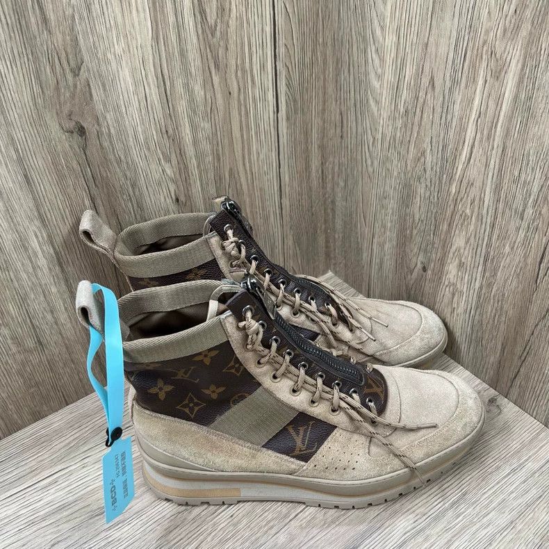 Louis Vuitton Louis Vuitton Harlem Khaki Doc Martens boots Size US 9.5 / EU 42-43 - 3 Thumbnail