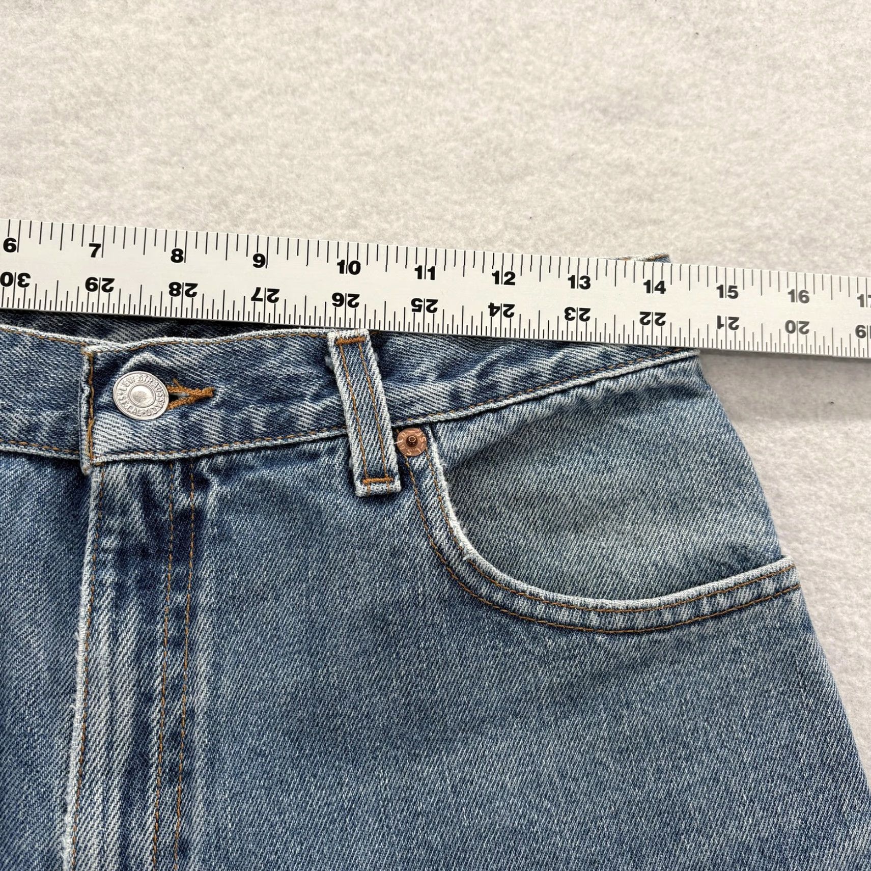 Levi's VINTAGE Levi's 550 Relaxed Tapered Jeans Juniors 11 Long Blue High Rise USA 90s Size 32" / US 10 / IT 46 - 7 Thumbnail