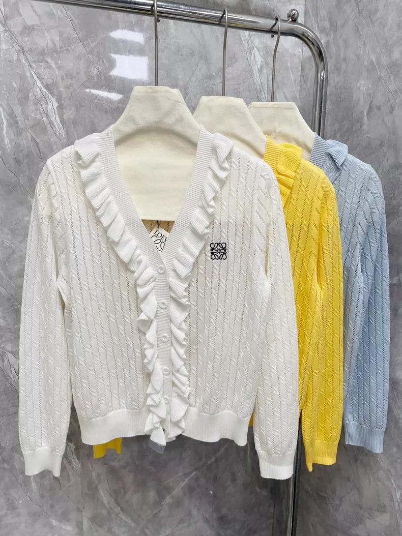 Loewe Loewe Wooden ear v-neck knit cardigan Size S / US 4 / IT 40 - 1 Thumbnail