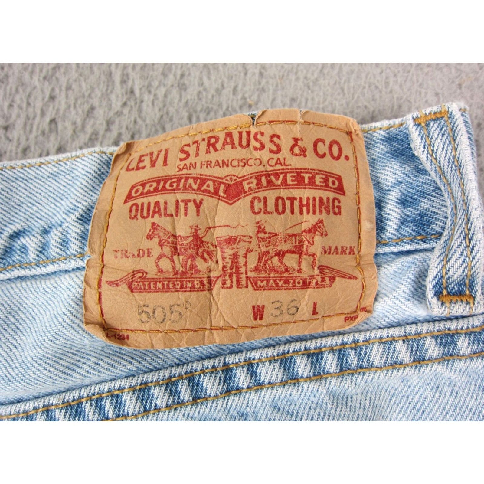 Levi's VINTAGE Levi's 505 Shorts Mens 36 Blue Denim 90s Jeans Jorts Regular 5-Pocket zipper Button Cotton Denim Blue Mens Summer Spring Fall Size US 36 / EU 52 - 7 Thumbnail