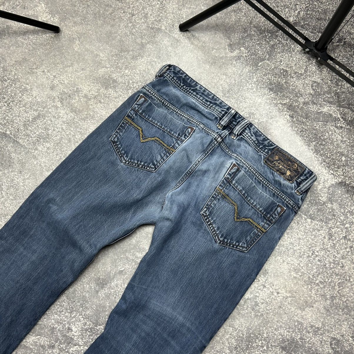 Diesel Vintage Diesel Indistry Basic Blue denim 2000’s jeans Size US 34 / EU 50 - 2 Thumbnail