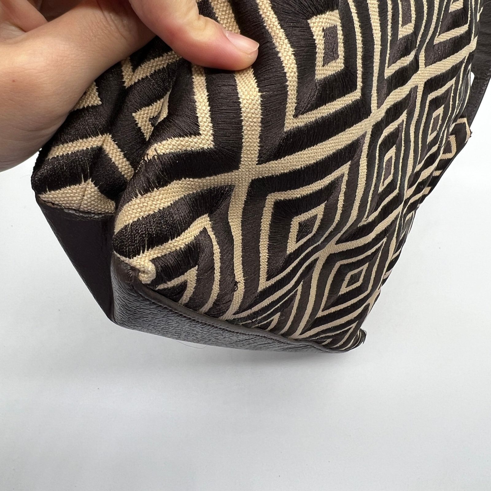 Other Adrienne Vittadini Geometric Canvas Embroidered Bag Size ONE SIZE - 15 Thumbnail