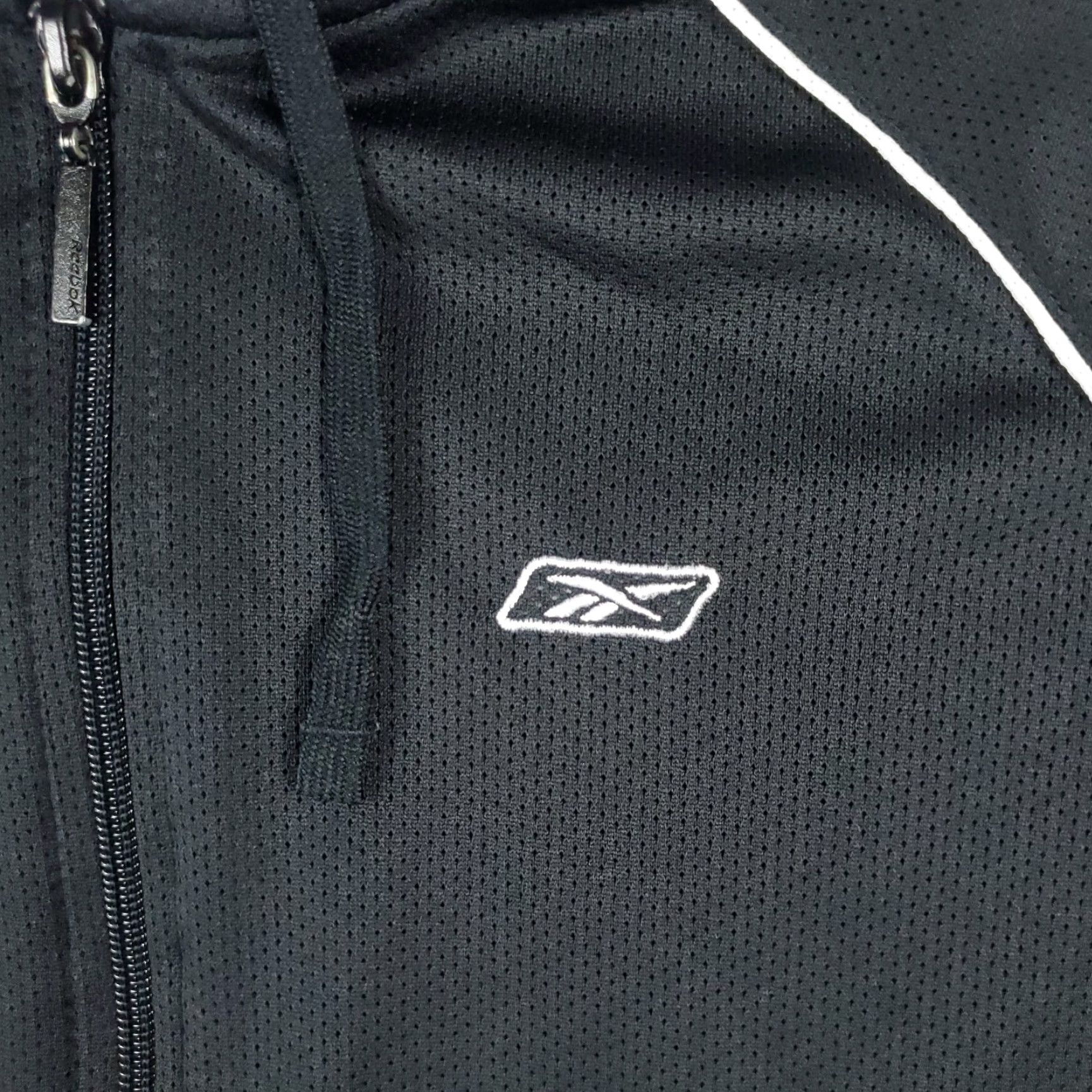 Reebok Vintage Reebok Sweater Womens Medium Black Full Zip Up Hoodie Sweatshirt Womens Size M / US 6-8 / IT 42-44 - 2 Thumbnail