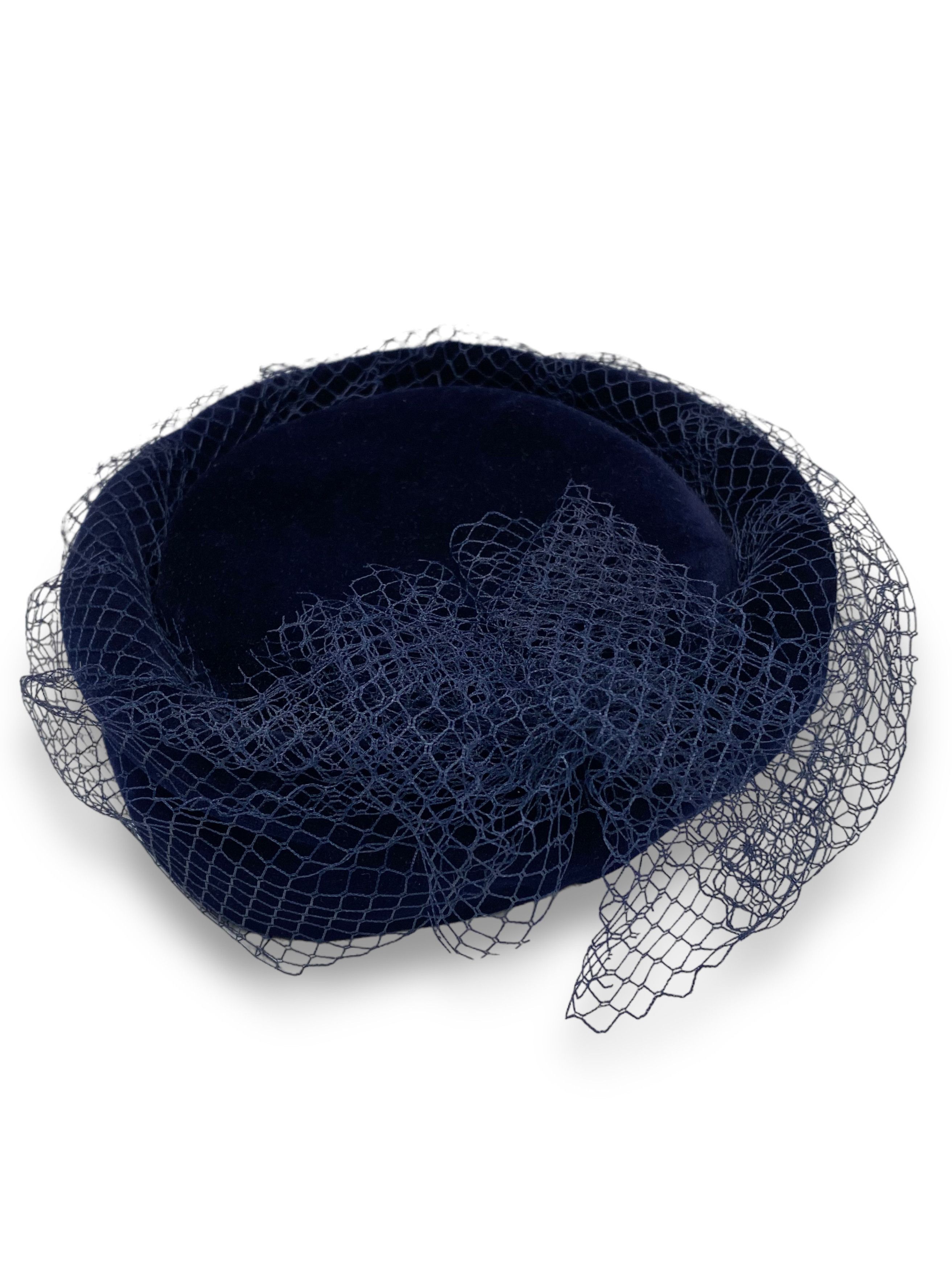 Vintage Vintage MARIDA Ladie's Luxury Navy Velvet Hat M760 Size ONE SIZE - 4 Thumbnail