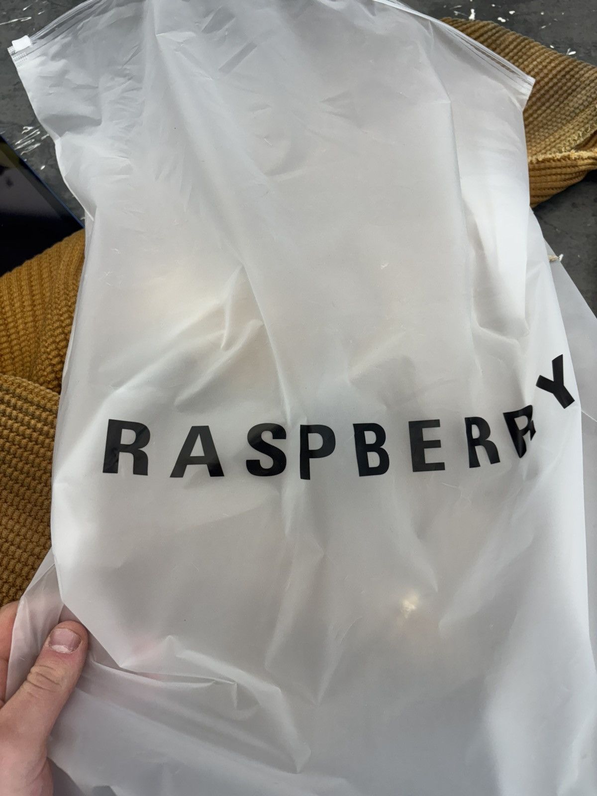 The GV Gallery The Gv gallery Raspberry hills waffle thermal zip Size US M / EU 48-50 / 2 - 9 Thumbnail